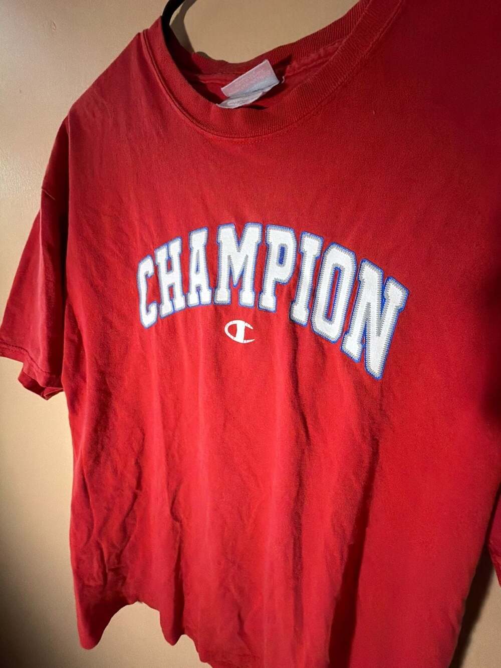Vintage 90’s Champion Logo Graphic Short Sleeve T-Shirt Red - Picture 2 of 4